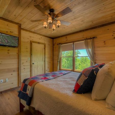 Sleepy Bear Hideaway Villa Blue Ridge Eksteriør billede